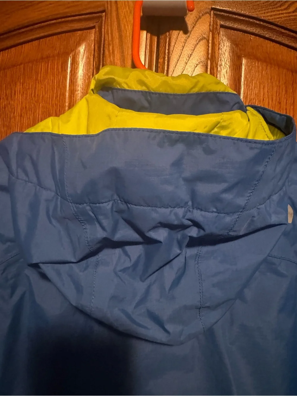 The North Face Boys Resolve Reflective Rain Jacket Blue/Green Size Medium 10-12